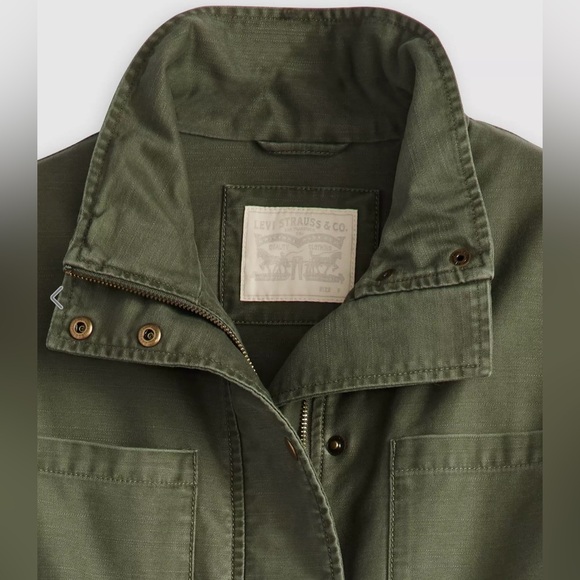 Levi’s Karlie Utility Jacket - Picture 4 of 7